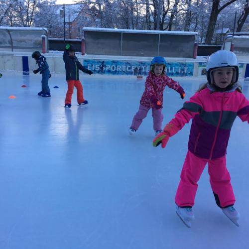 1b Eislaufen 5