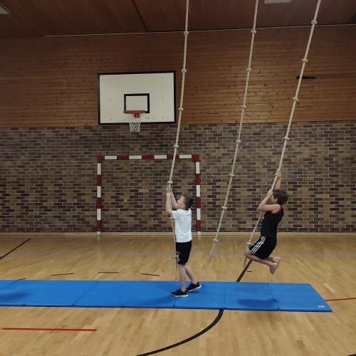 Klettern und Hangeln