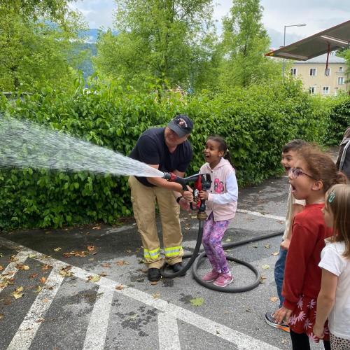FF
